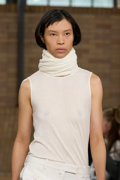 Look 55
